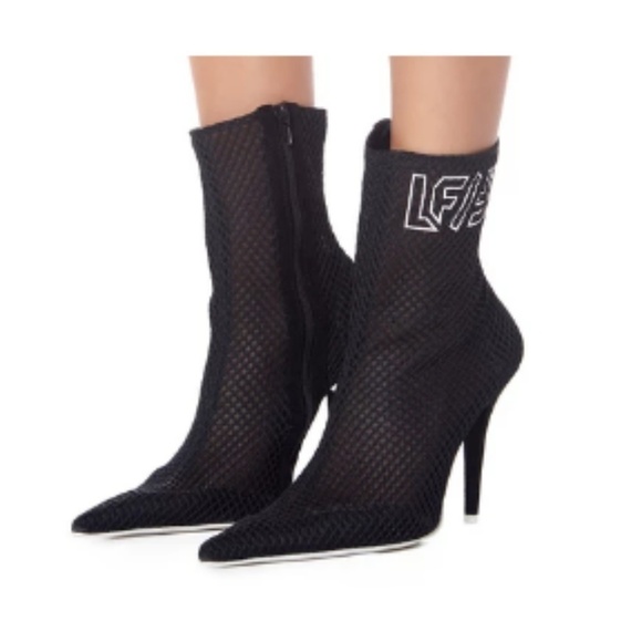 💕JEFFREY CAMBELL x LF THE BRAND💕 Vedette Nesh Ankle Boots Black Logo 8 NWT - Picture 1 of 8